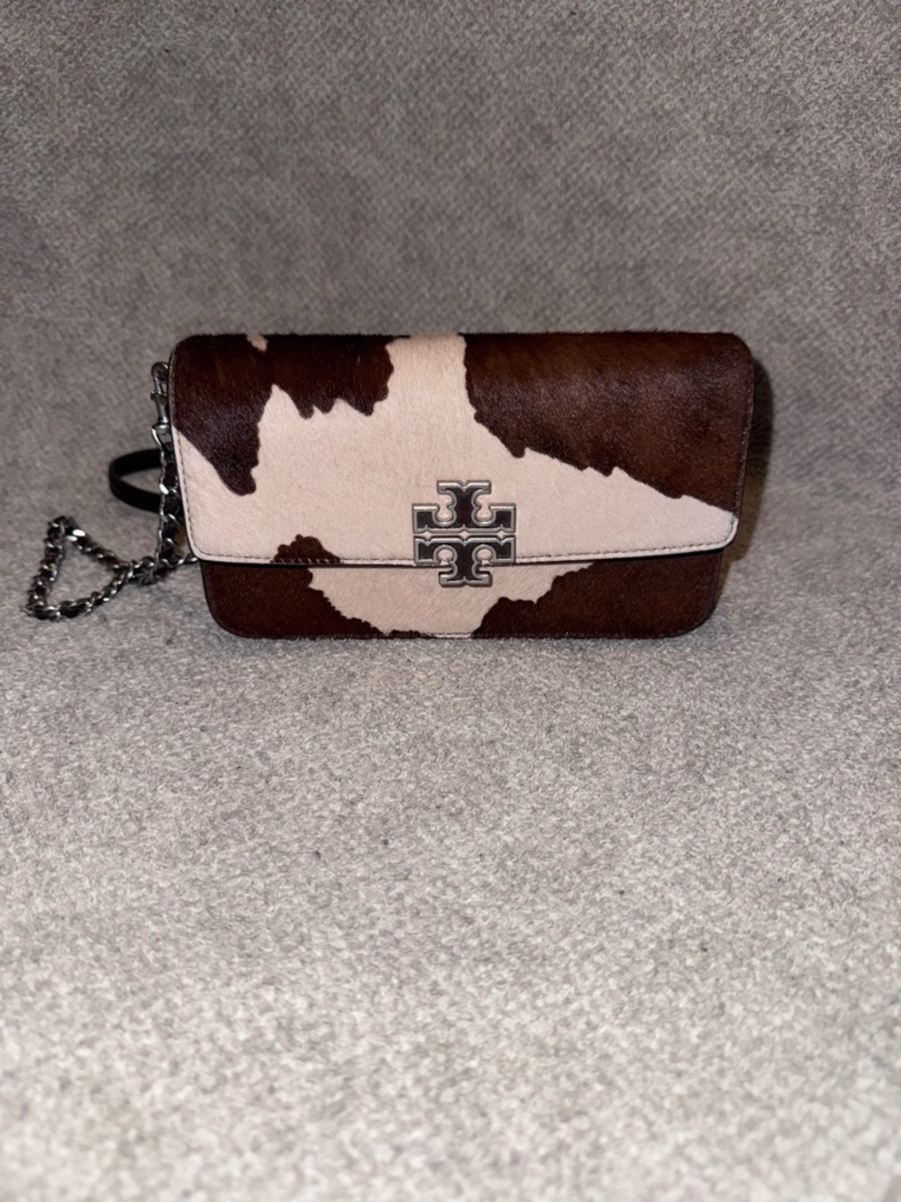 Tory Burch Brown & Cream Cowhide Chain Wallet used two times